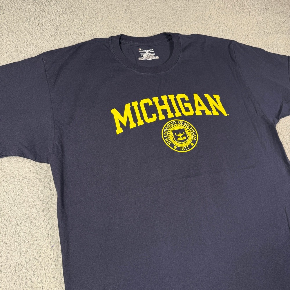 Champion Michigan Wolverines T-Shirt Mens XL NCAA Collegiate - Picture 2 of 6